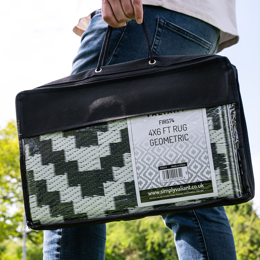 Waterproof Outdoor Rug in Grey Geometric