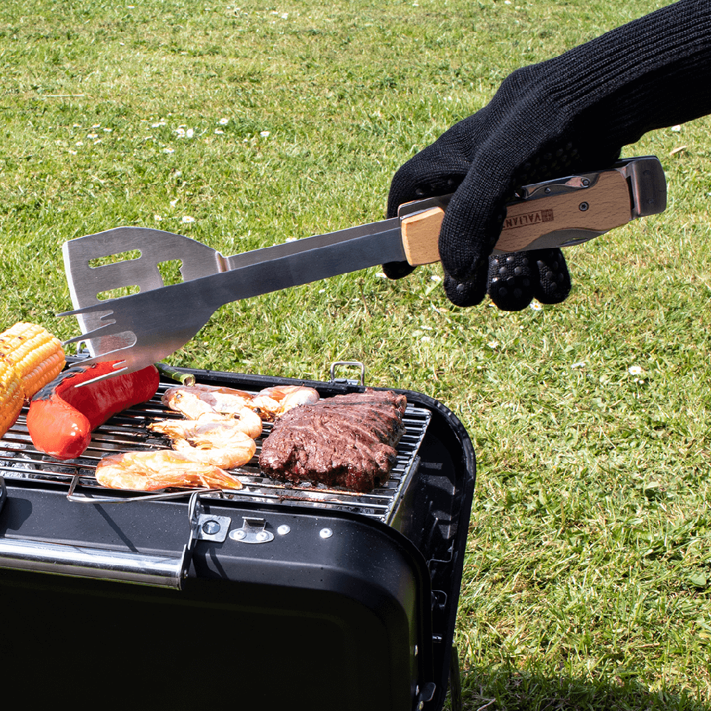 Heat Resistant Gloves for Stoves, BBQs, Pizza Ovens and Fire Pits.