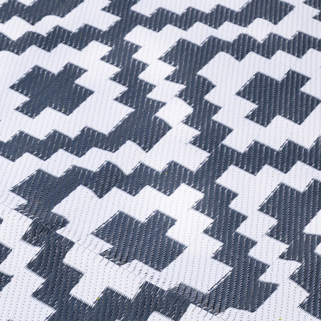 Outdoor Rug - Geometric Pattern - Grey