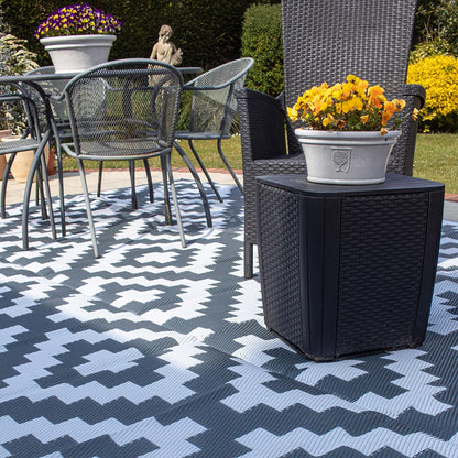 Outdoor Rug - Geometric Pattern - Grey