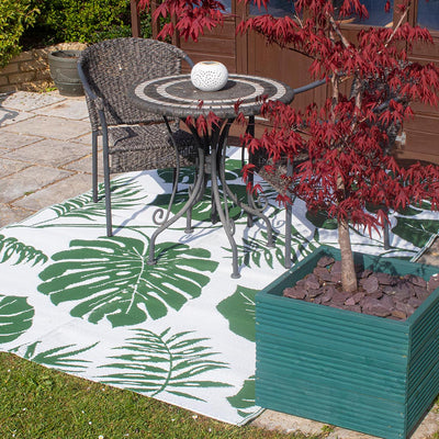 Outdoor Rug - Leafy Green Pattern
